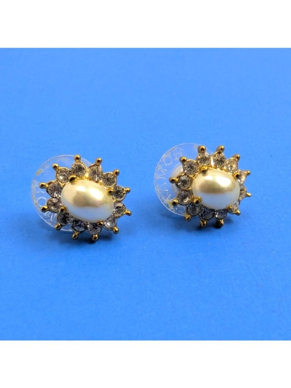Vintage ROMAN Gold Tone Faux Pearl Cubic Zirconia Stud Earrings Halo Flower